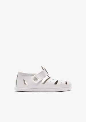 Baby´s White Dots Respectful Mary Janes