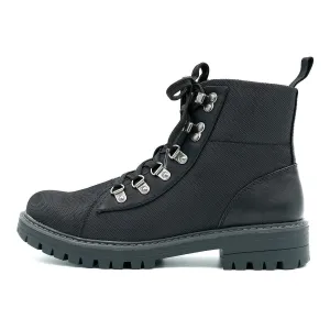 Cliffs By White Mountain Hiking Boots Fabric Black Colour For Women