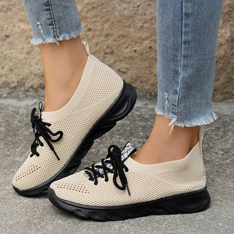 Comfortable and versatile orthopedic Flats