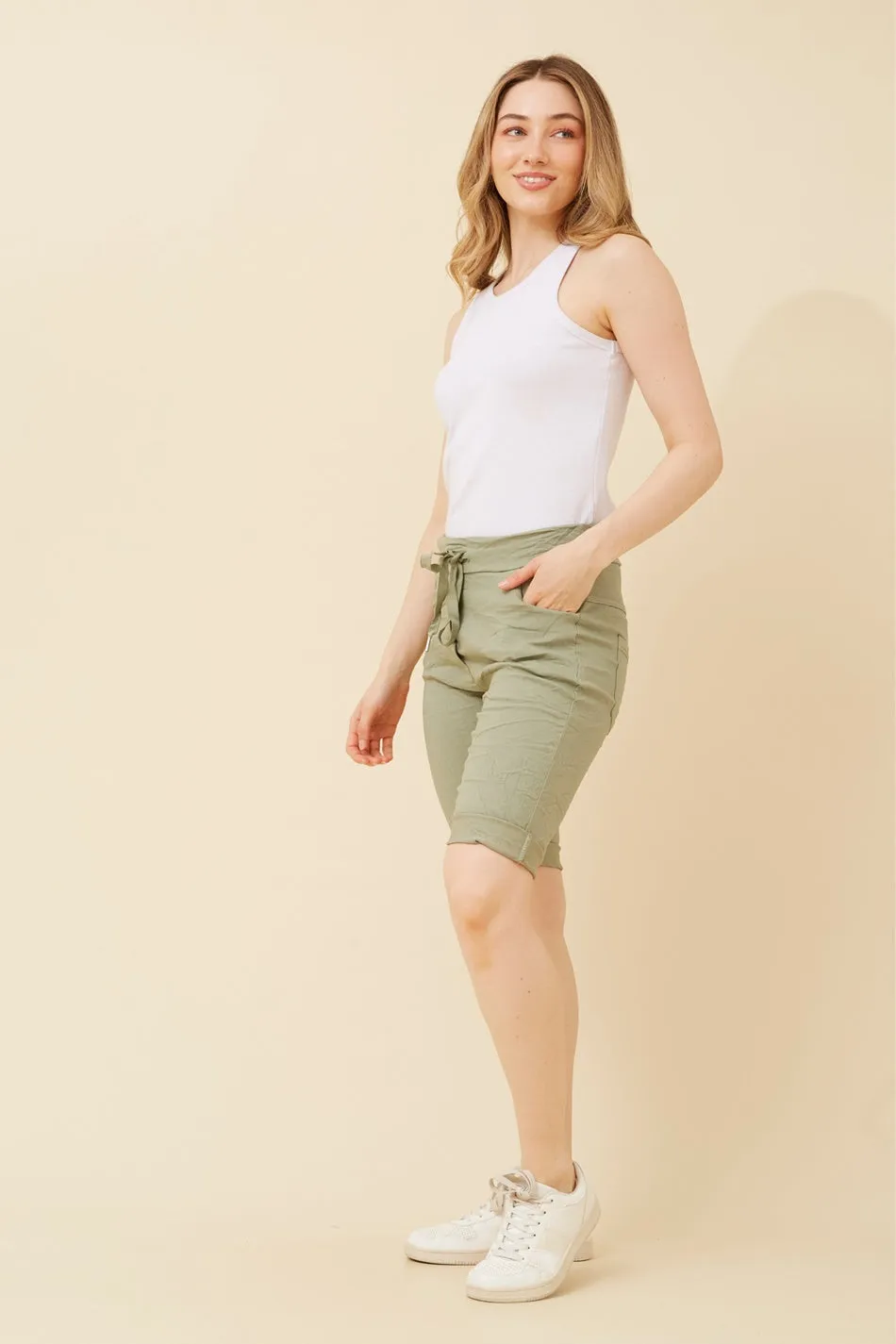 EMRYN SOLID SHORTS