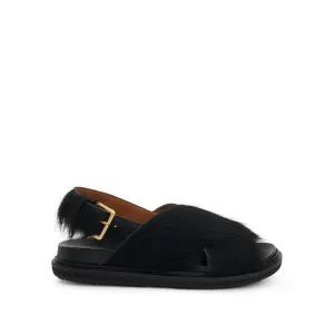 Fussbett Long Hair Calfskin Sandal in Black