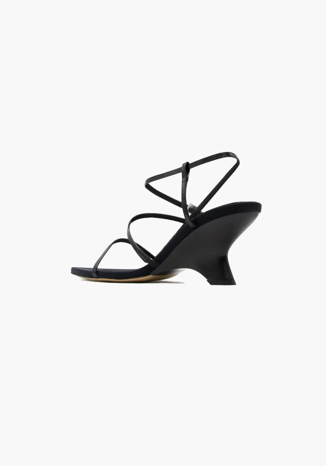 GIA 26 BLACK