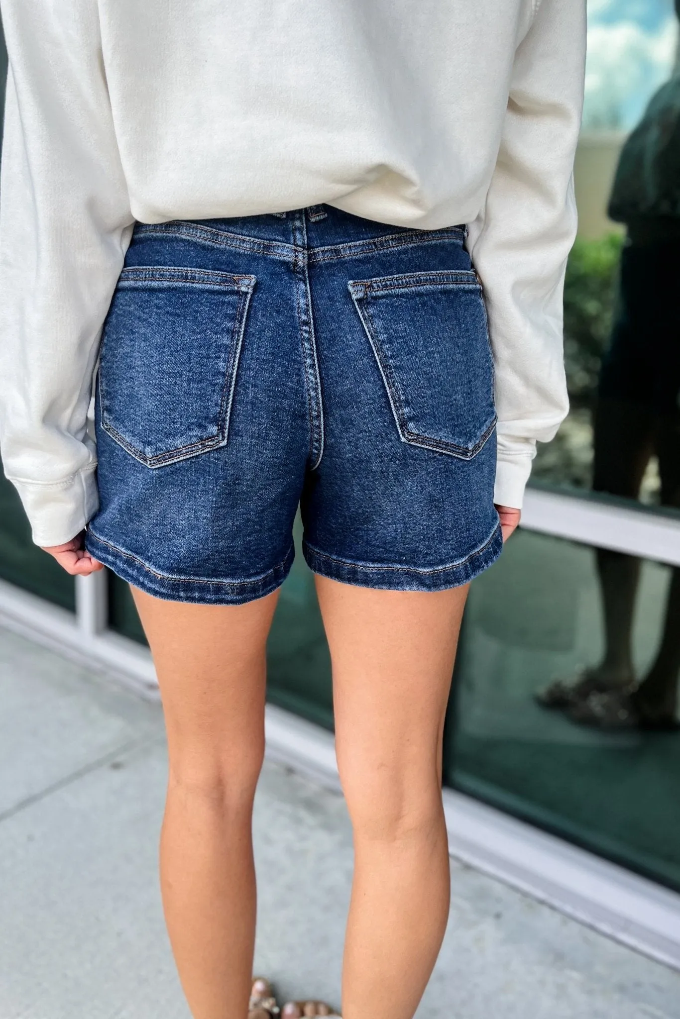 JUDY BLUE Charlotte High Rise Double Button Denim Shorts