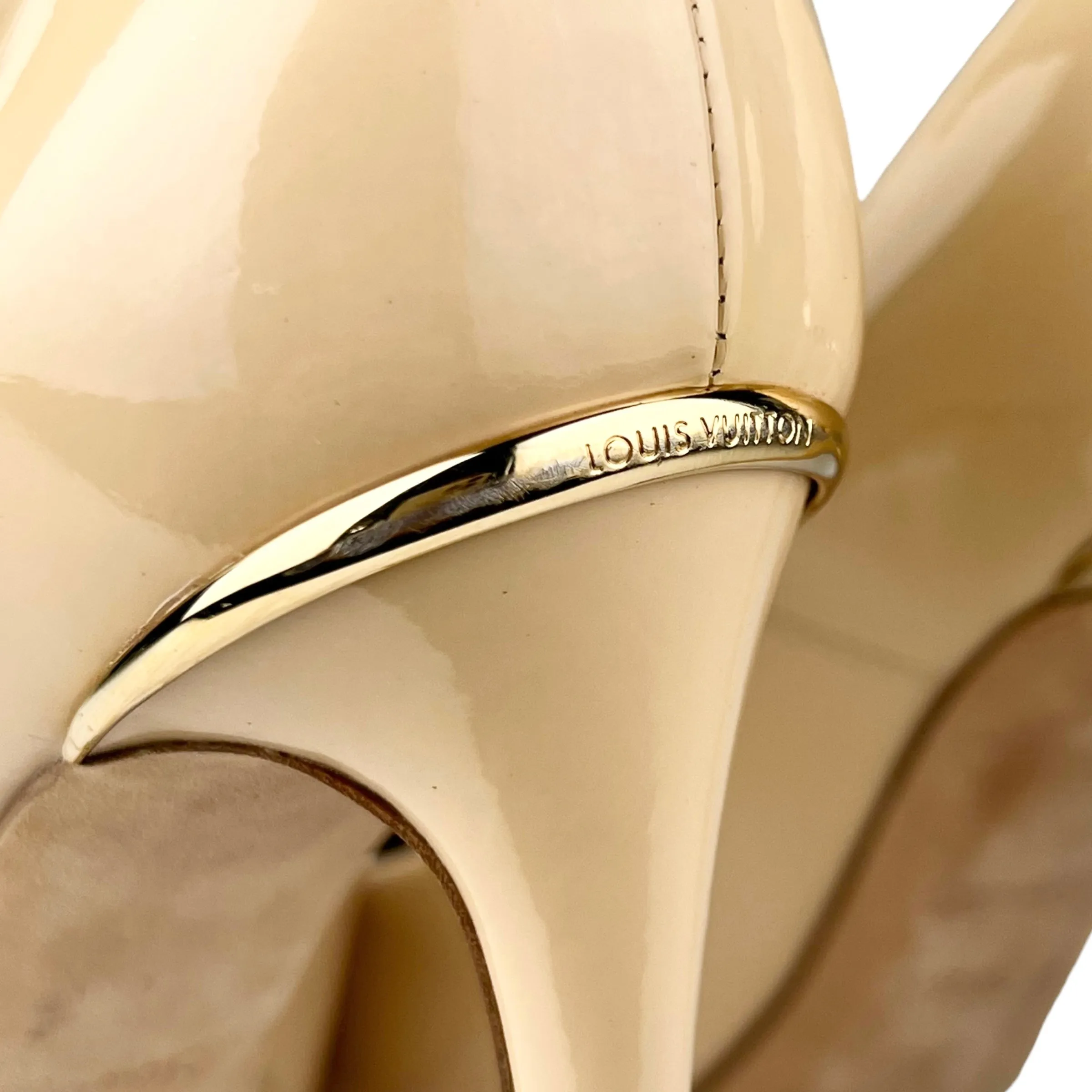 Louis Vuitton 2015 Patent Nude Eyeline Pumps