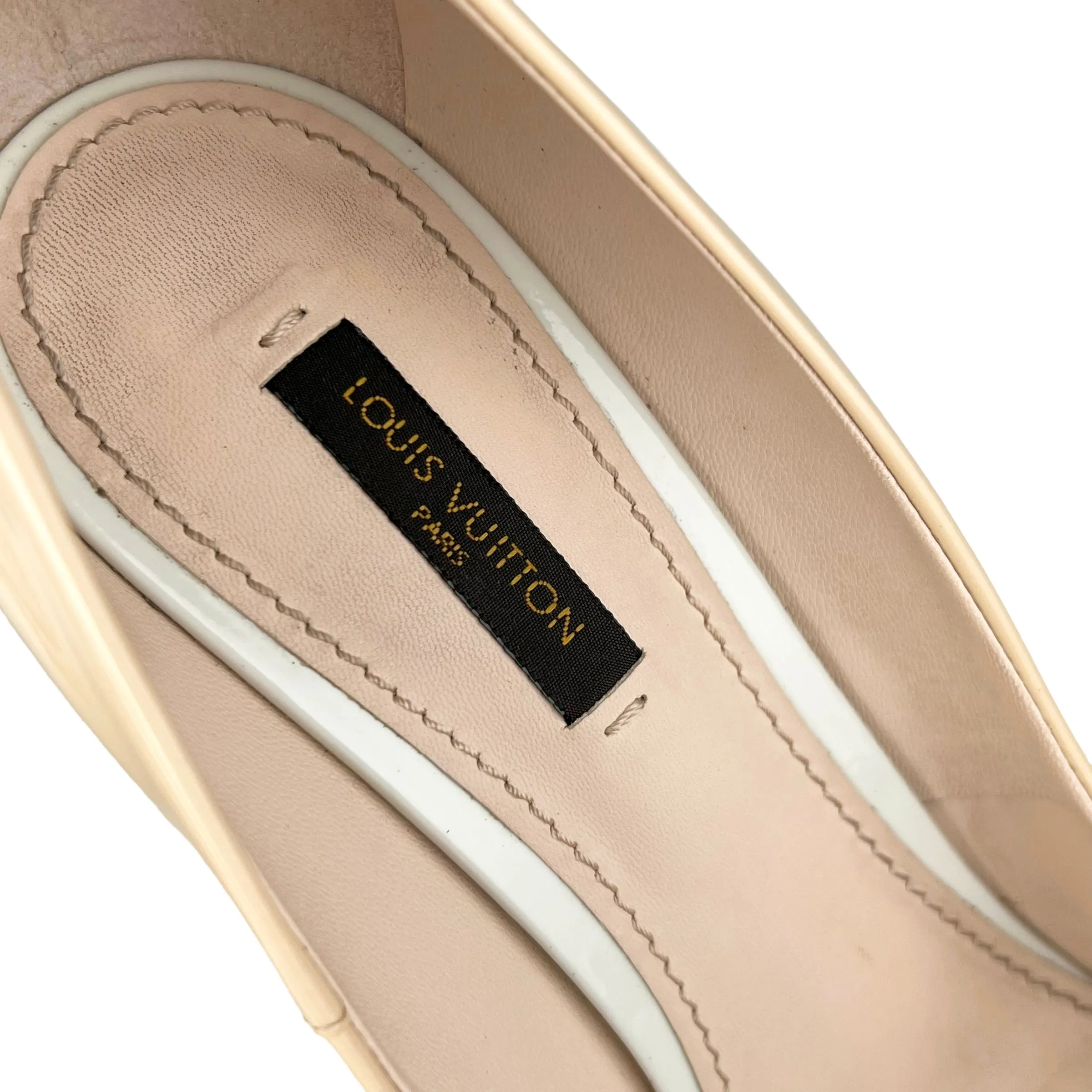 Louis Vuitton 2015 Patent Nude Eyeline Pumps