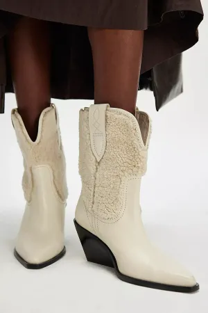 Pitchfork Point Shearling Boots - Arctic Fox Shearling