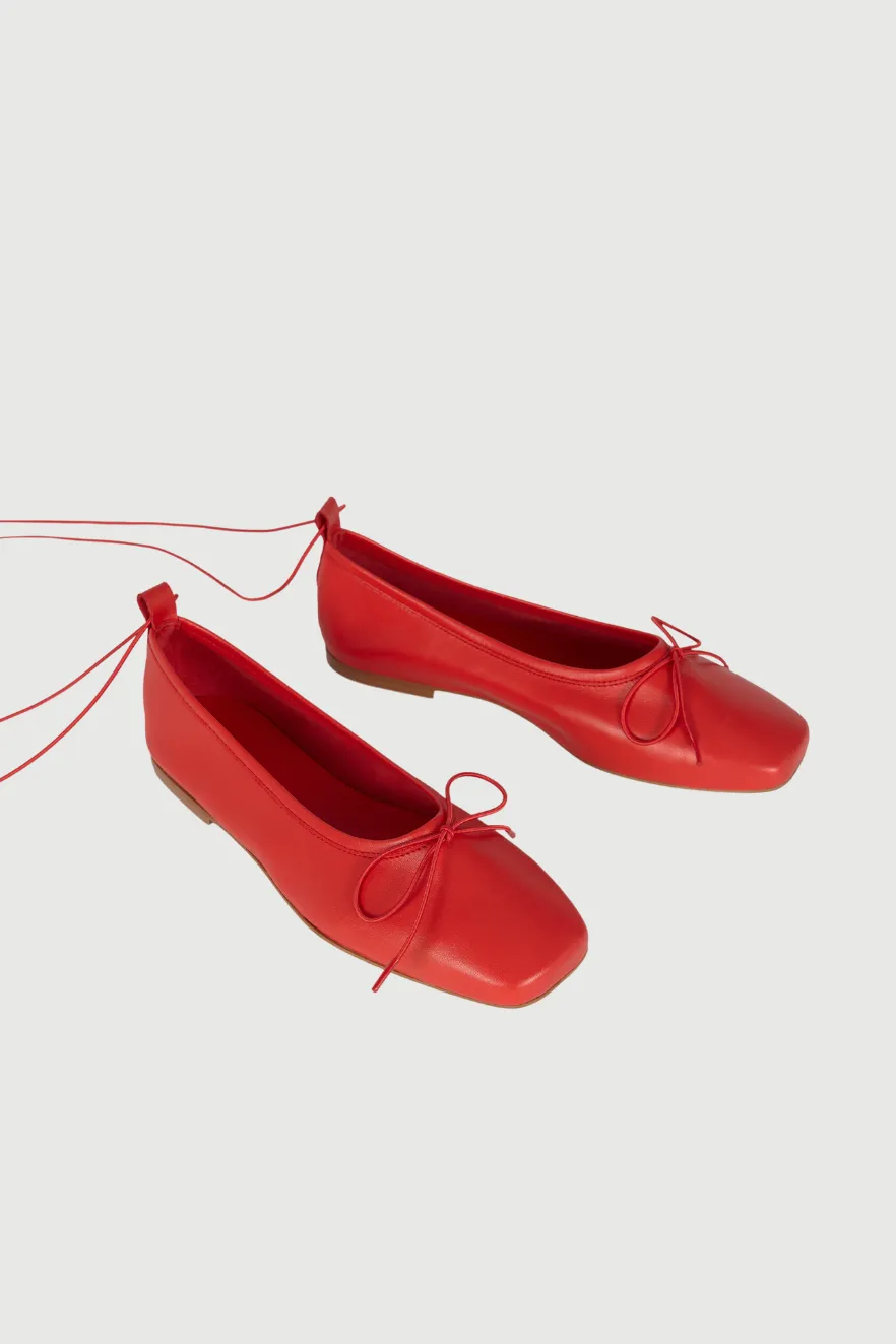 Sienna Ballet Flats in Red Leather